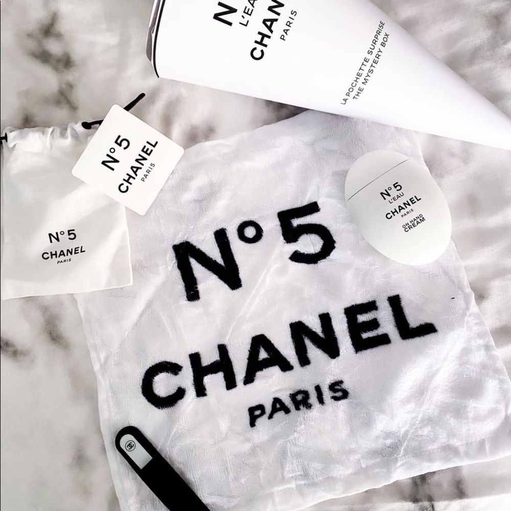 Chanel factory 5 mystery box
